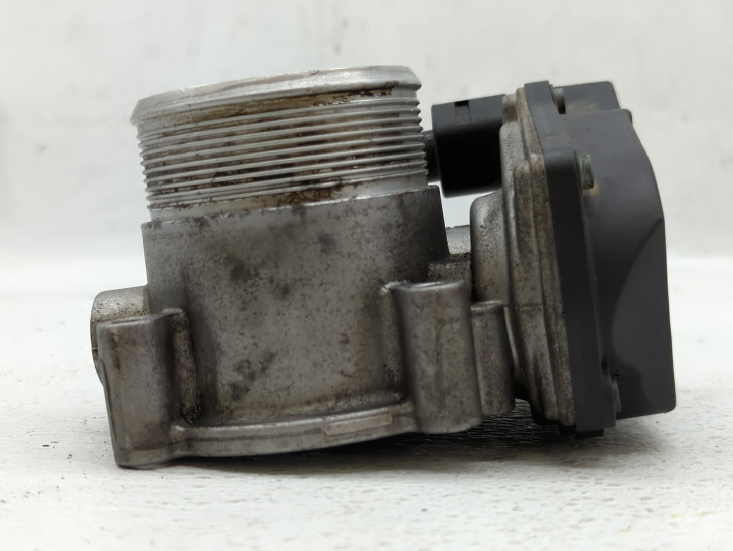 2009-2017 Volkswagen Cc Throttle Body P/N:06F 133 062 J Fits OEM Used Auto Parts - Oemusedautoparts1.com
