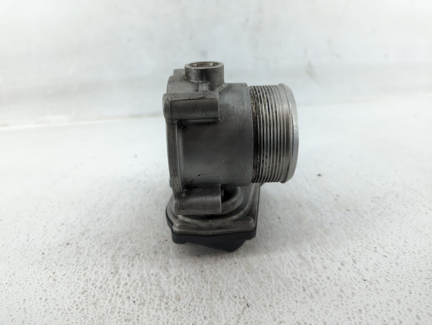 2009-2017 Volkswagen Cc Throttle Body P/N:06F 133 062 J Fits OEM Used Auto Parts - Oemusedautoparts1.com