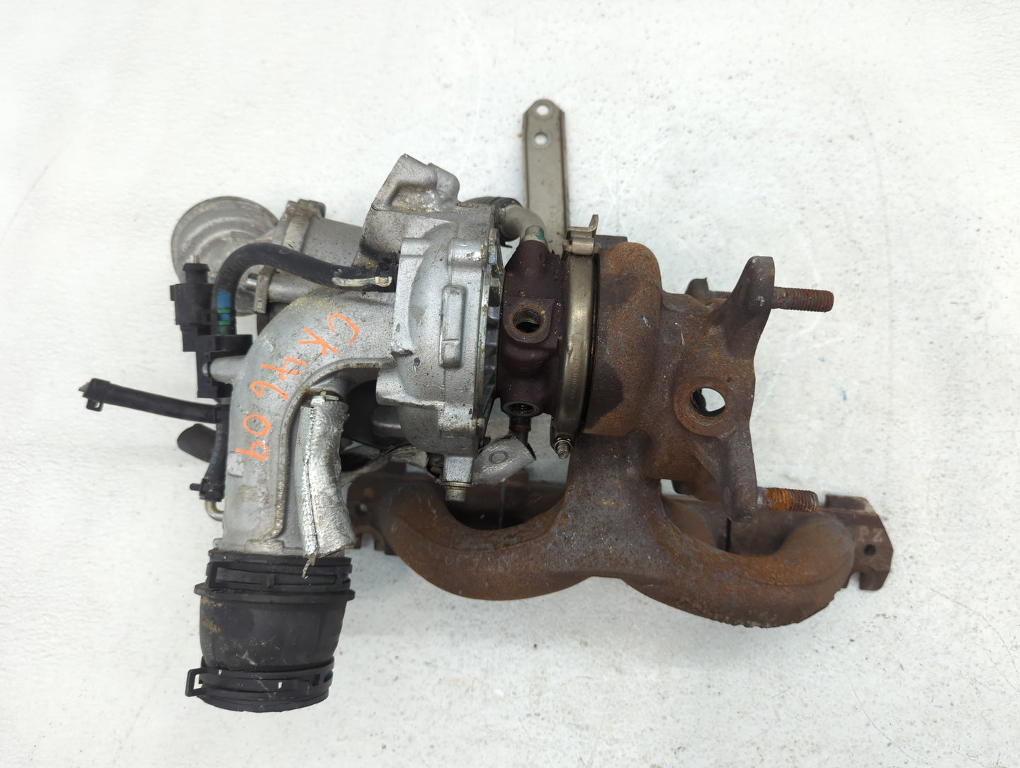 2010-2017 Volkswagen Cc Turbocharger Exhaust Manifold With Turbo Charger - Oemusedautoparts1.com