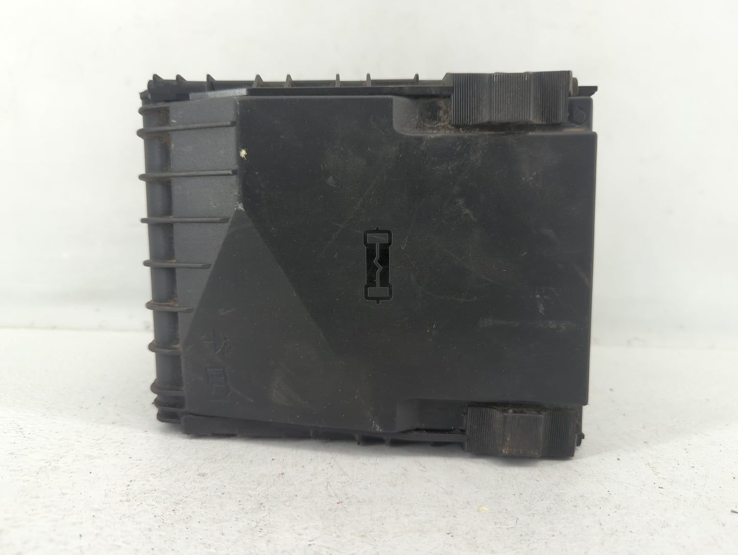 2009-2012 Volkswagen Cc Fusebox Fuse Box Panel Relay Module P/N:05152420 3C0 937 125, 6359-2777 Fits Fits 2009 2010 2011 201