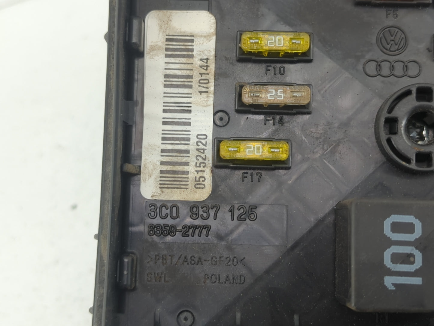 2009-2012 Volkswagen Cc Fusebox Fuse Box Panel Relay Module P/N:05152420 3C0 937 125, 6359-2777 Fits Fits 2009 2010 2011 201