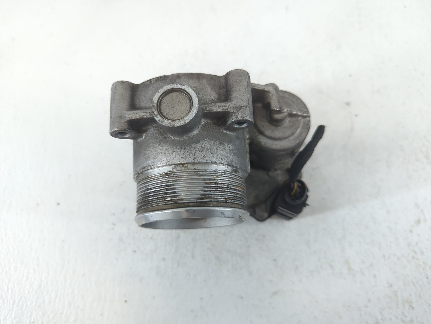 2009-2017 Volkswagen Cc Throttle Body P/N:06F 133 062 J Fits OEM Used Auto Parts - Oemusedautoparts1.com