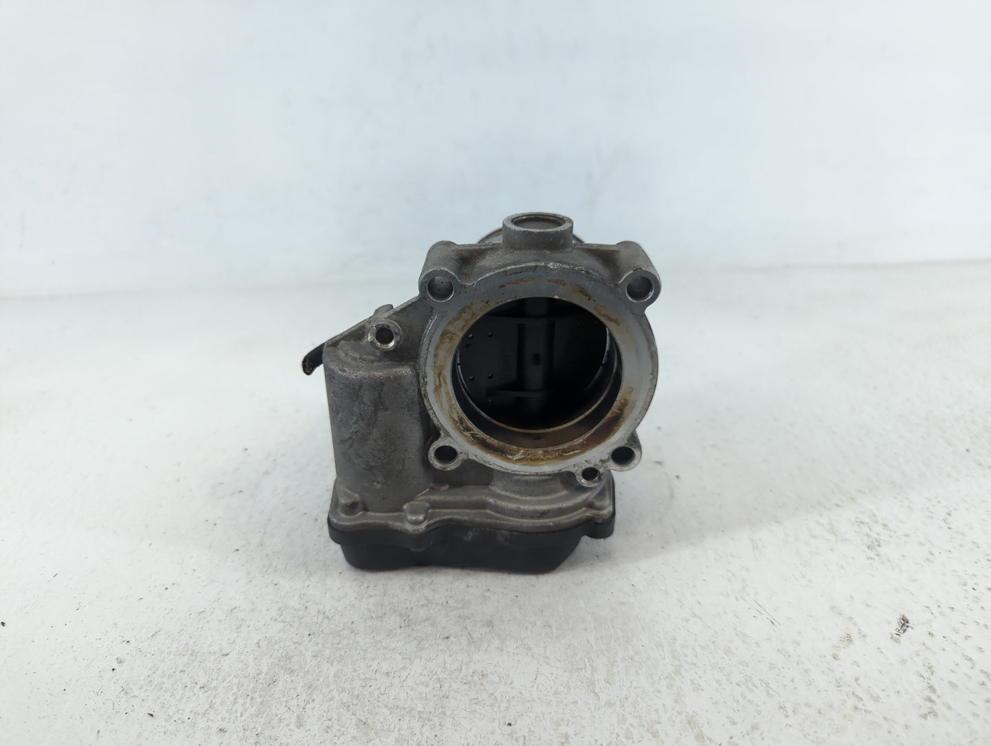 2009-2017 Volkswagen Cc Throttle Body P/N:06F 133 062 J Fits OEM Used Auto Parts - Oemusedautoparts1.com