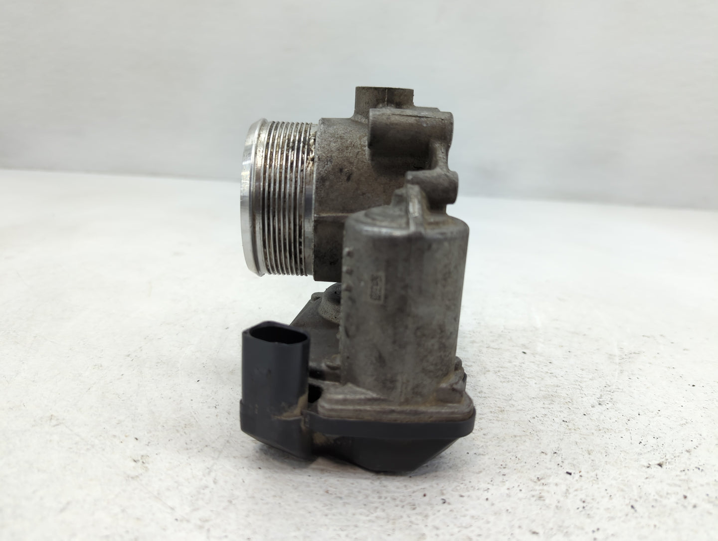 2009-2017 Volkswagen Cc Throttle Body P/N:06F 133 062 Q A2C53302056 Fits OEM Used Auto Parts - Oemusedautoparts1.com