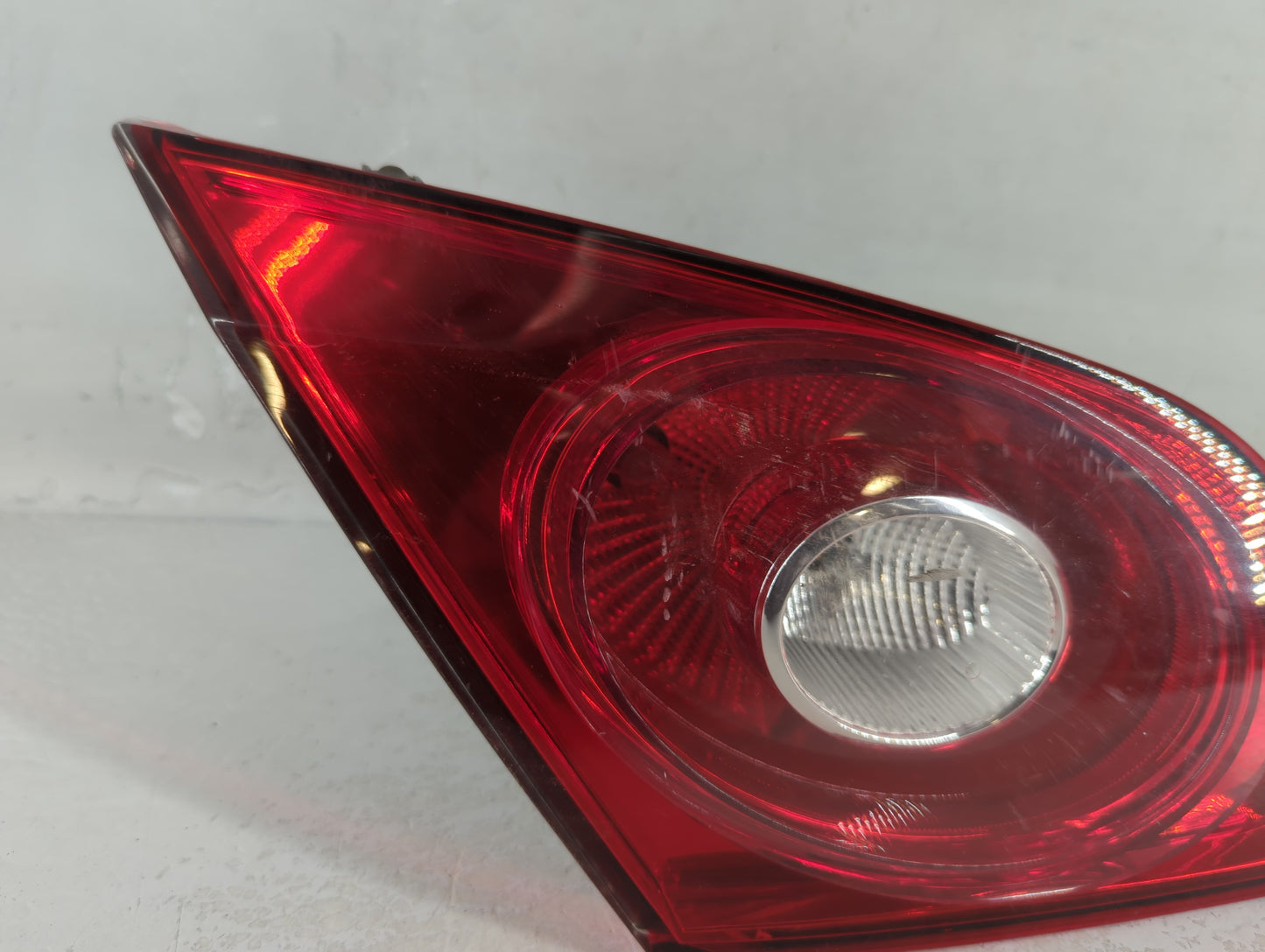 2010 Volkswagen Cc Tail Light Assembly Driver Left OEM P/N:308945093F A 020210 Fits Fits 2006 2007 OEM Used Auto Parts - Oem