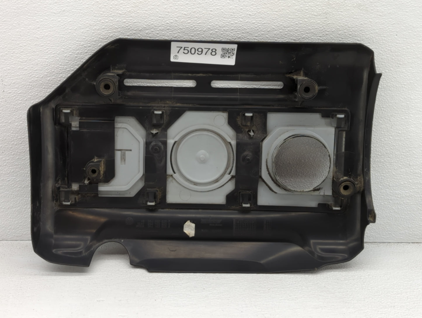 2010 Volkswagen Cc Engine Cover - Oemusedautoparts1.com