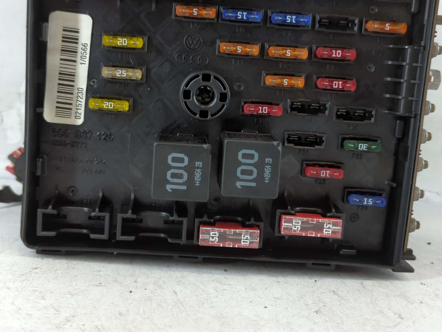 2009-2012 Volkswagen Cc Fusebox Fuse Box Panel Relay Module P/N:3C0 987 125 Fits Fits 2009 2010 2011 2012 OEM Used Auto Part