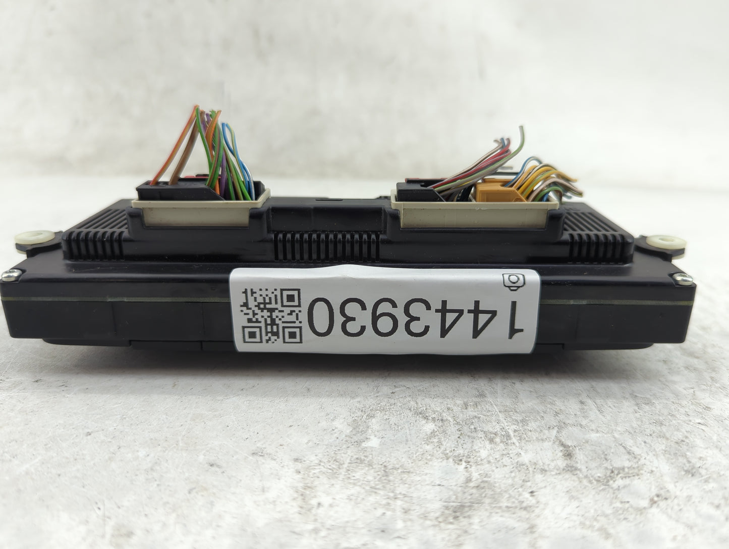 2009-2011 Volkswagen Eos Climate Control Module Temperature AC/Heater Replacement P/N:5K0907044CF 5HB00974841 Fits OEM Used 