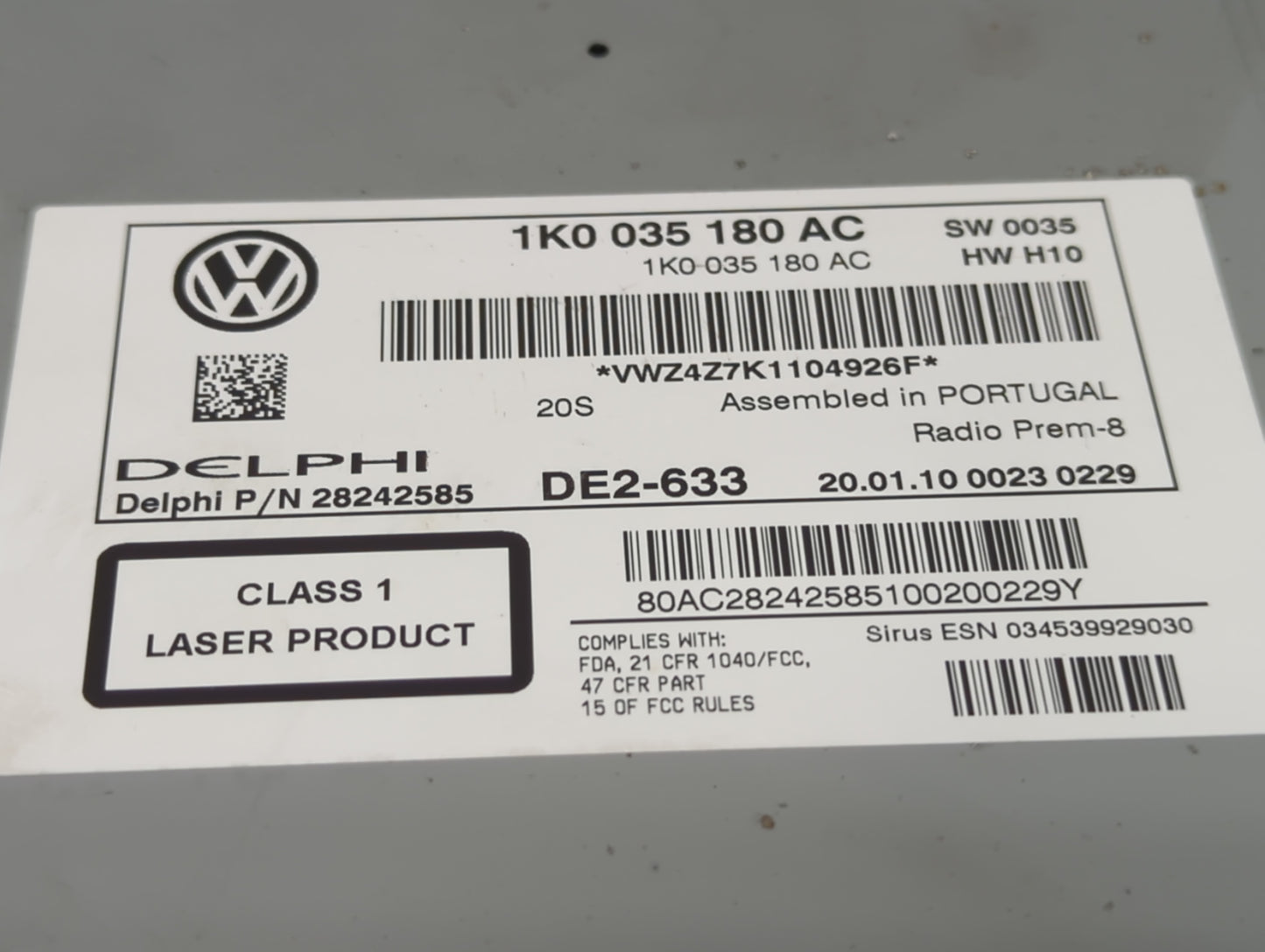 2010-2011 Volkswagen Eos Radio AM FM Cd Player Receiver Replacement P/N:1K0035180AC 28242585 Fits OEM Used Auto Parts - Oemu