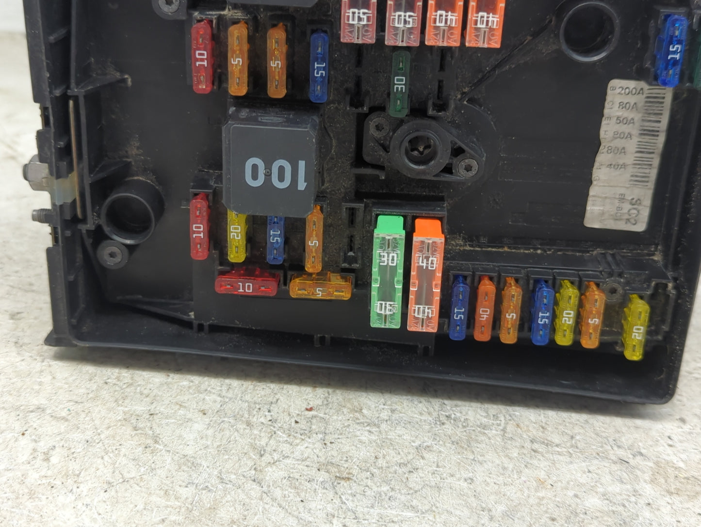 2007-2011 Volkswagen Eos Fusebox Fuse Box Panel Relay Module Fits Fits 2007 2008 2009 2010 2011 OEM Used Auto Parts - Oemuse