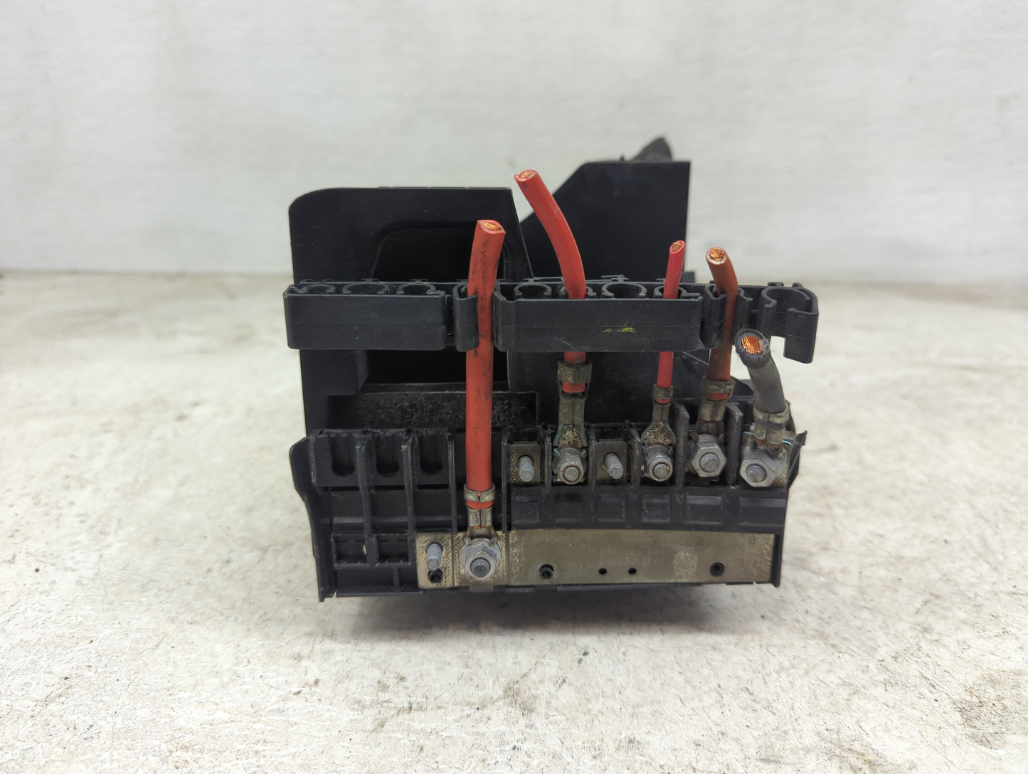 2007-2011 Volkswagen Eos Fusebox Fuse Box Panel Relay Module Fits Fits 2007 2008 2009 2010 2011 OEM Used Auto Parts - Oemuse