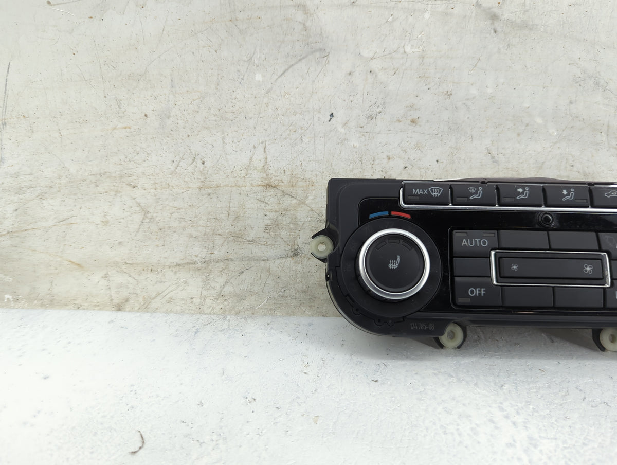 2009-2010 Volkswagen Eos Climate Control Module Temperature AC/Heater Replacement P/N:5K0907044CF 5HB009748-41 Fits OEM Used