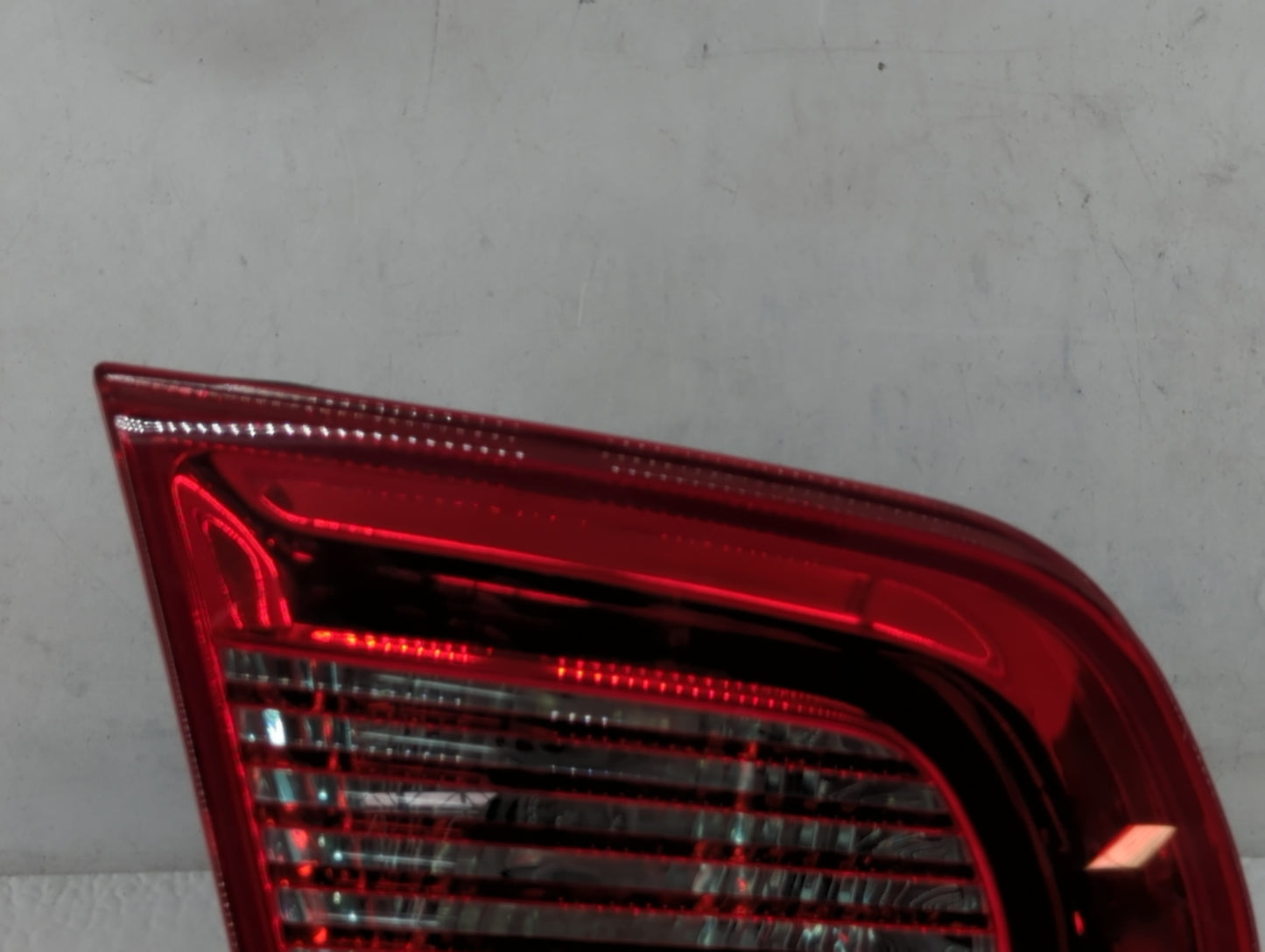 2007-2011 Volkswagen Eos Tail Light Assembly Driver Left OEM P/N:1Q0.945.257 Fits Fits 2007 2008 2009 2010 2011 OEM Used Aut