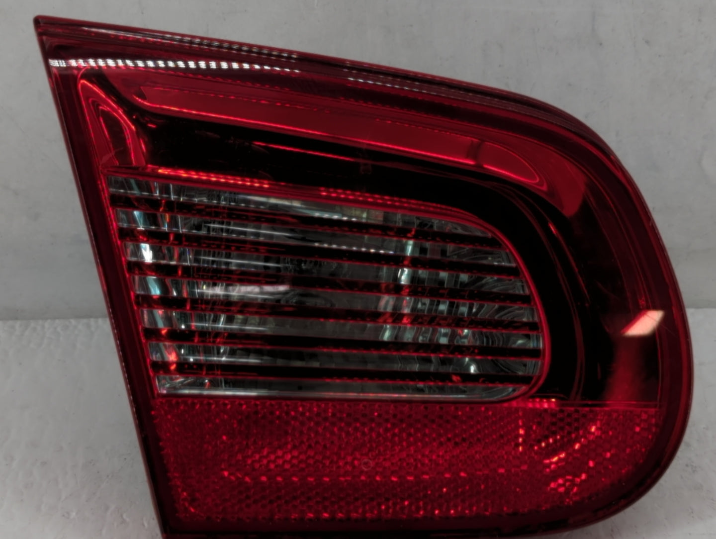 2007-2011 Volkswagen Eos Tail Light Assembly Driver Left OEM P/N:1Q0.945.257 Fits Fits 2007 2008 2009 2010 2011 OEM Used Aut