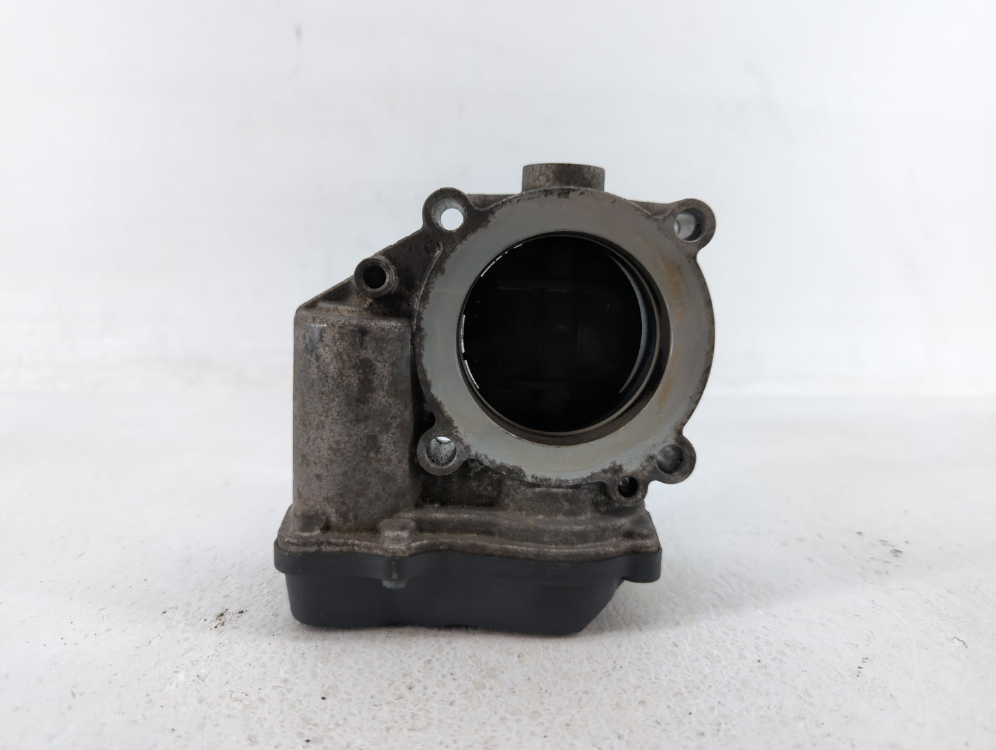 2007-2016 Volkswagen Eos Throttle Body P/N:06F 133 062 J Fits OEM Used Auto Parts - Oemusedautoparts1.com