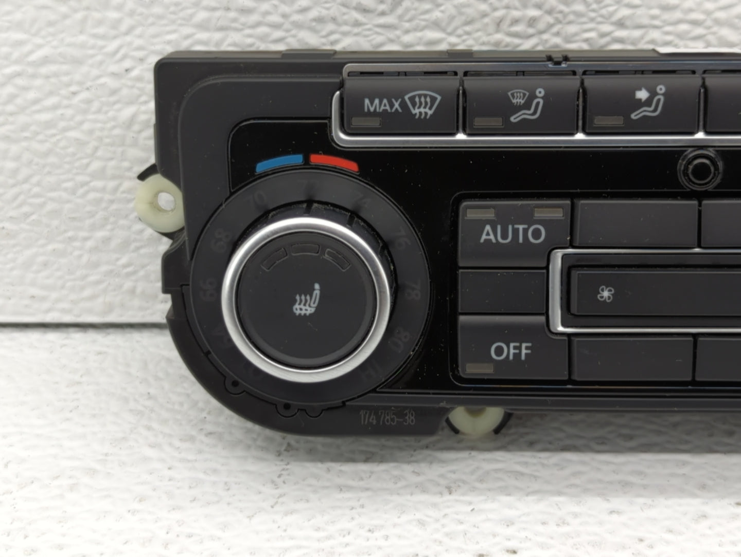 2009-2011 Volkswagen Eos Climate Control Module Temperature AC/Heater Replacement P/N:5K0 907 044 CF Fits Fits 2009 2010 201