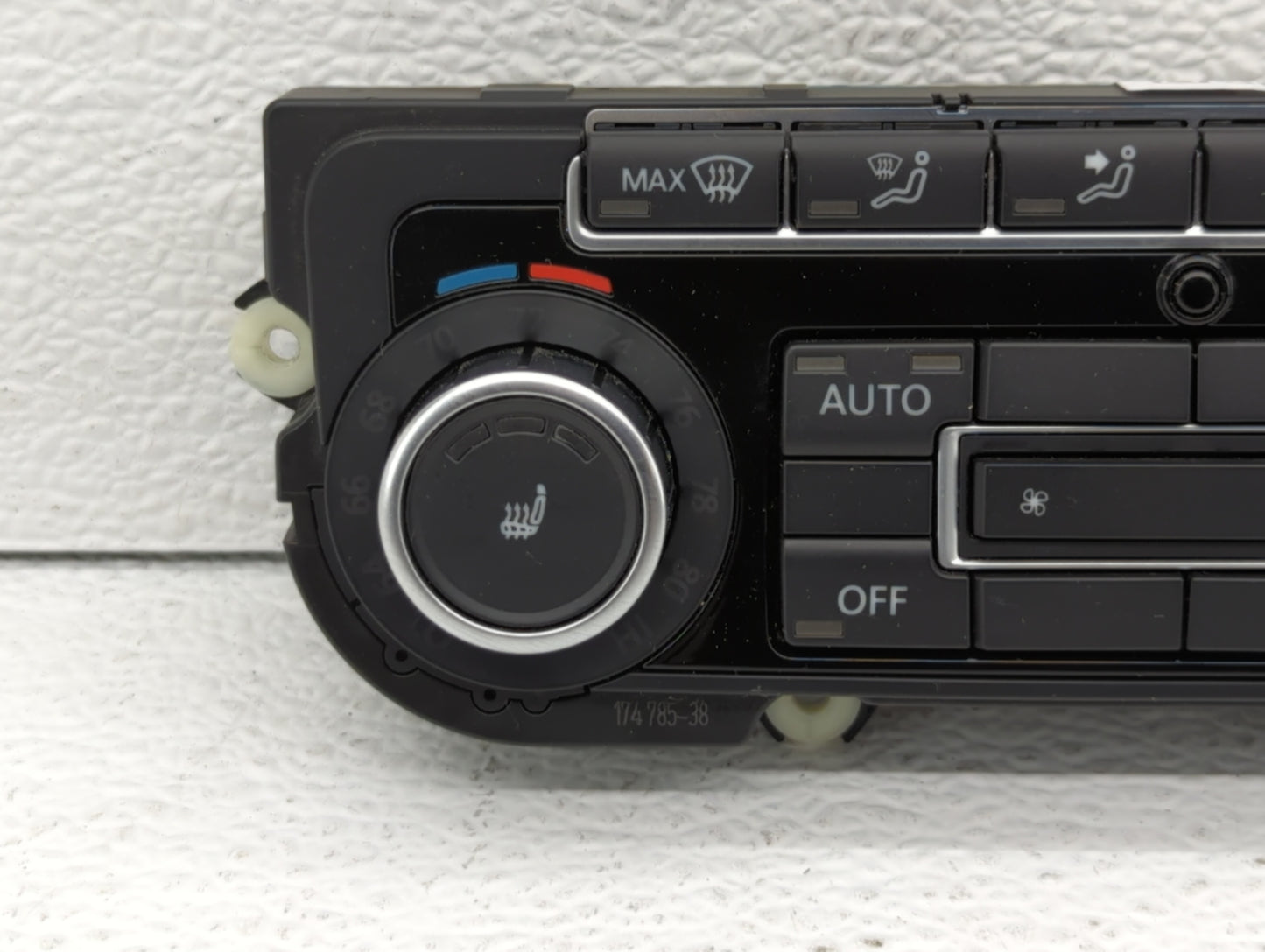 2009-2011 Volkswagen Eos Climate Control Module Temperature AC/Heater Replacement P/N:5K0 907 044 CF Fits Fits 2009 2010 201