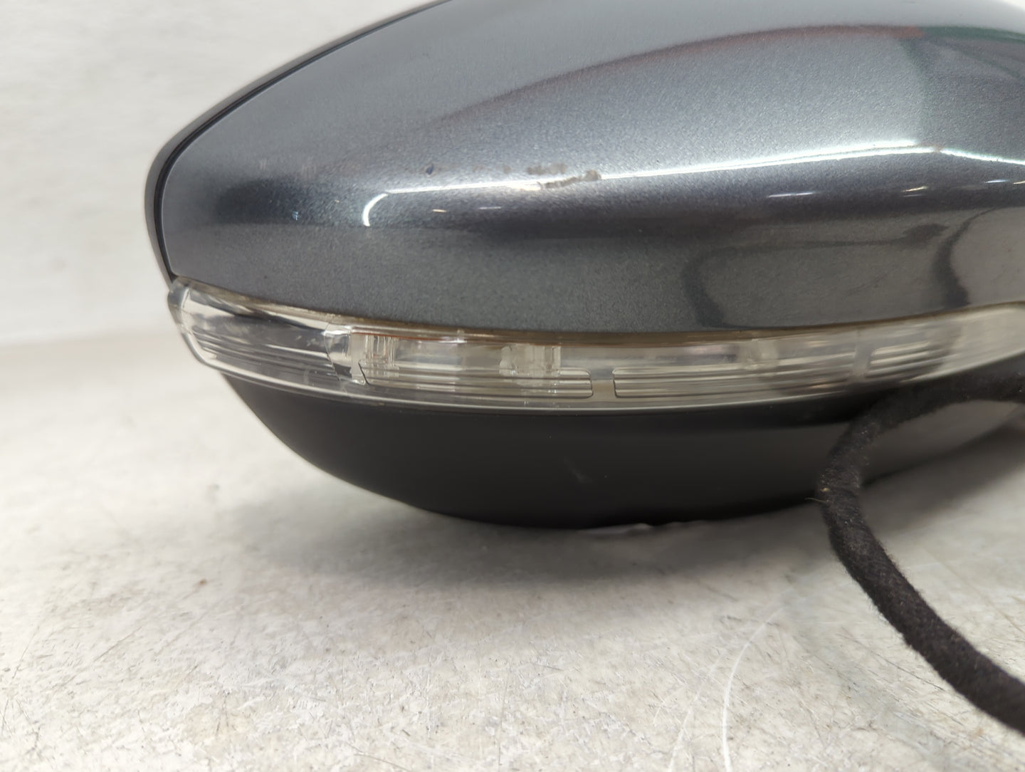 2010-2011 Volkswagen Golf Passenger Side View Mirror - Right Door Mirror OEM Used - Oemusedautoparts1.com