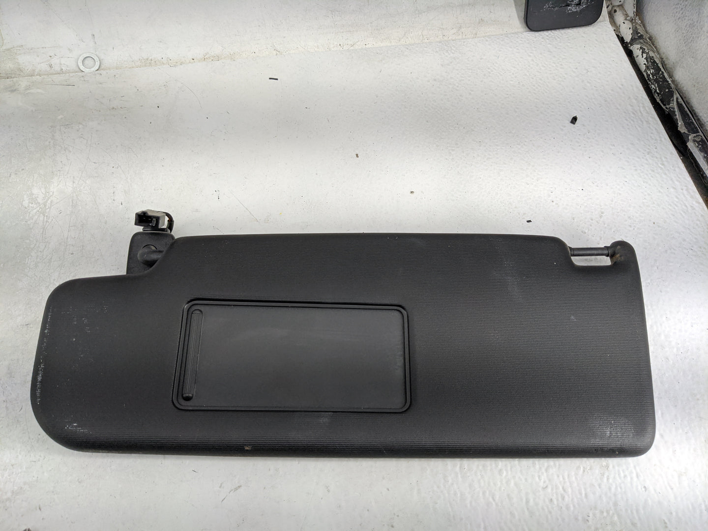 2006-2011 Volkswagen Golf Sun Visor Shade Replacement Driver Left Mirror Fits Fits 2006 2007 2010 2011 OEM Used Auto Parts -