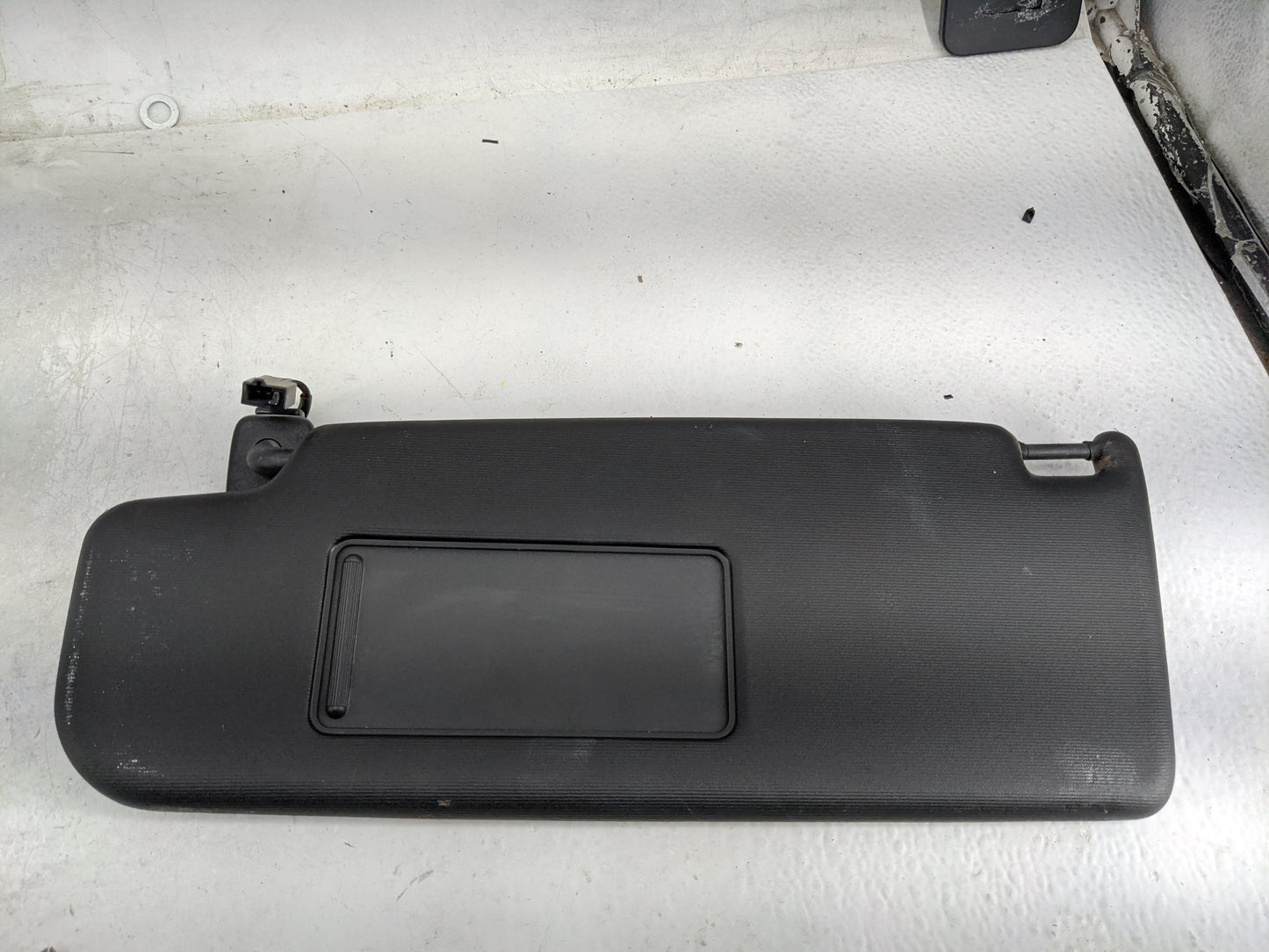 2006-2011 Volkswagen Golf Sun Visor Shade Replacement Driver Left Mirror Fits Fits 2006 2007 2010 2011 OEM Used Auto Parts -