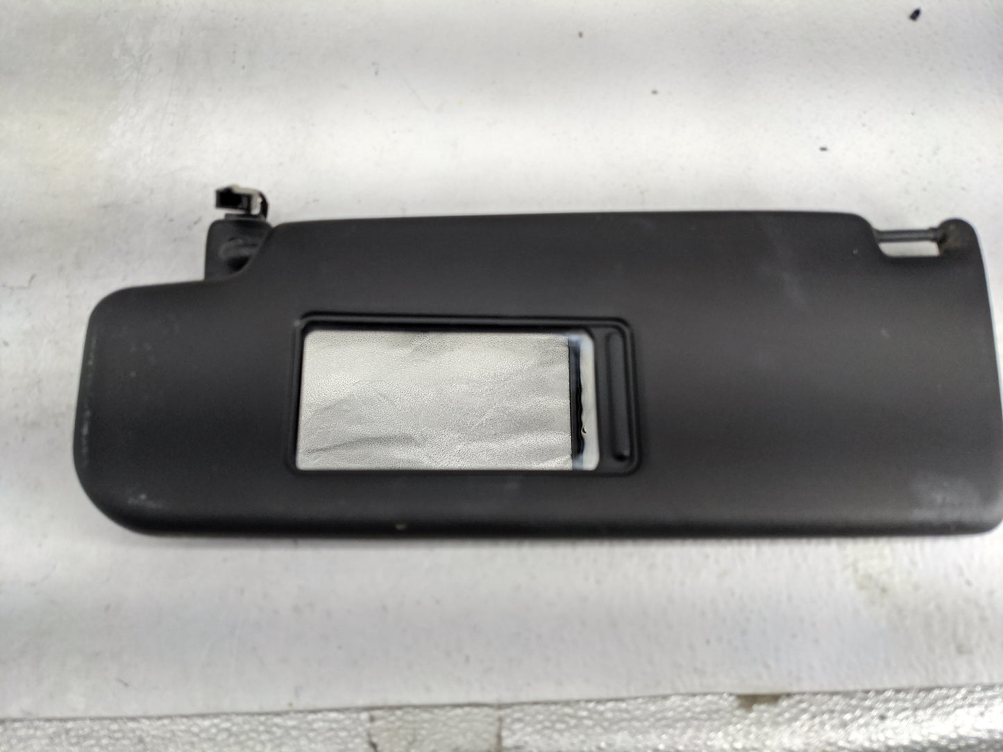 2006-2011 Volkswagen Golf Sun Visor Shade Replacement Driver Left Mirror Fits Fits 2006 2007 2010 2011 OEM Used Auto Parts -