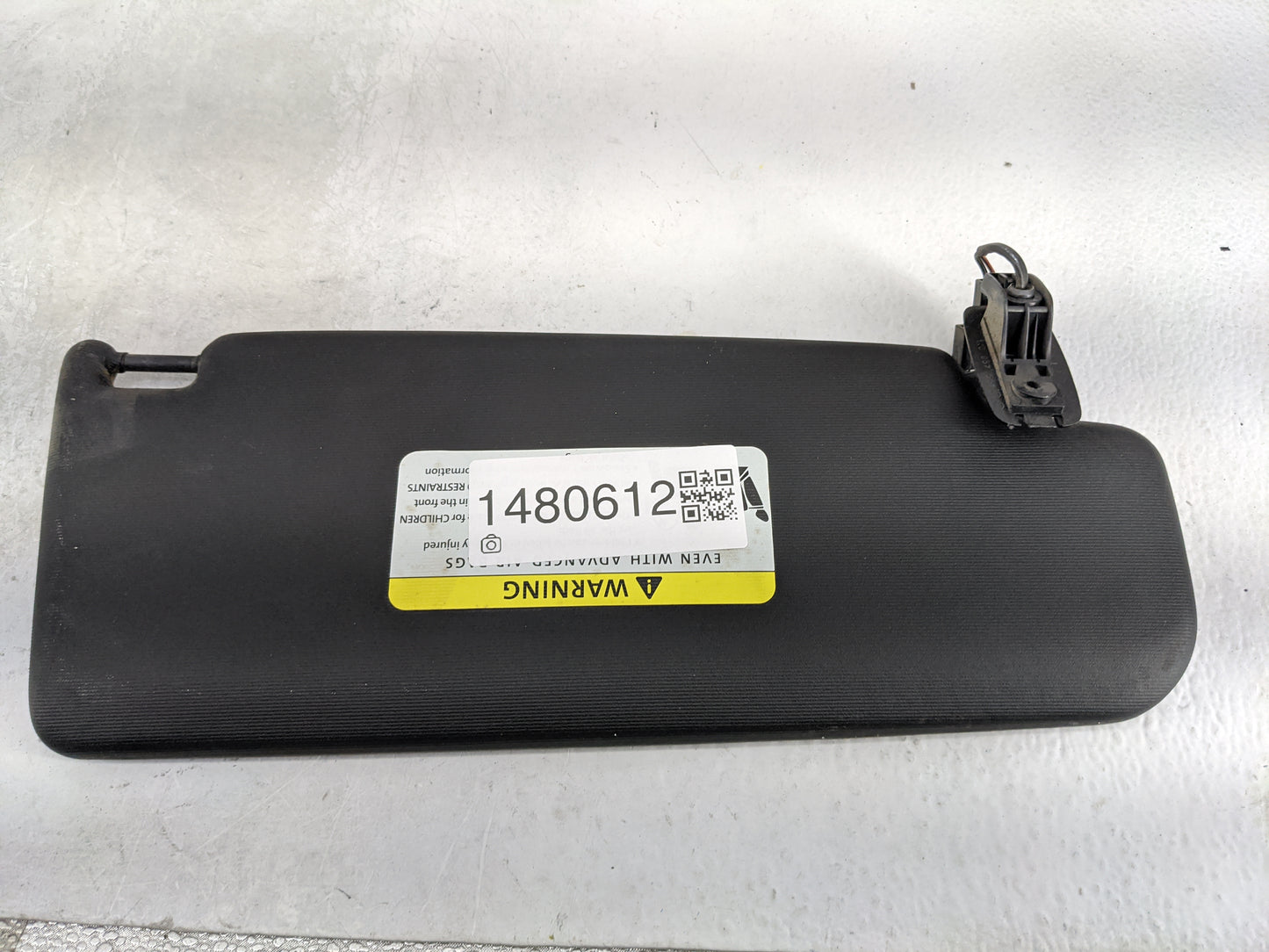 2006-2011 Volkswagen Golf Sun Visor Shade Replacement Driver Left Mirror Fits Fits 2006 2007 2010 2011 OEM Used Auto Parts -