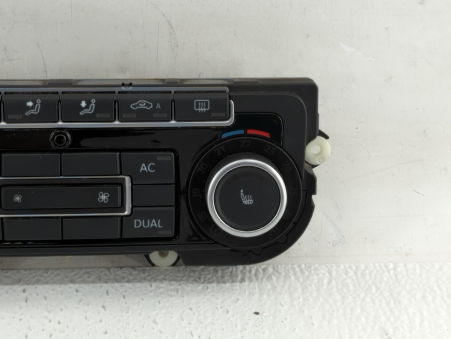 2010-2011 Volkswagen Golf Climate Control Module Temperature AC/Heater Replacement P/N:5K0 907 044 BT 3C8 907 336AJ Fits OEM