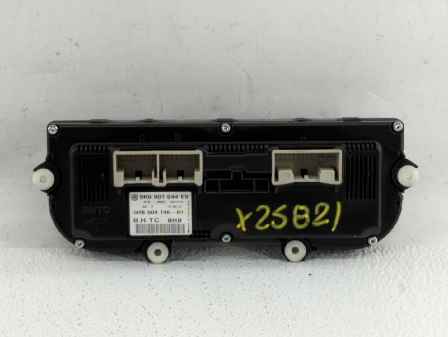 2010-2011 Volkswagen Golf Climate Control Module Temperature AC/Heater Replacement P/N:5K0 907 044 BT 3C8 907 336AJ Fits OEM