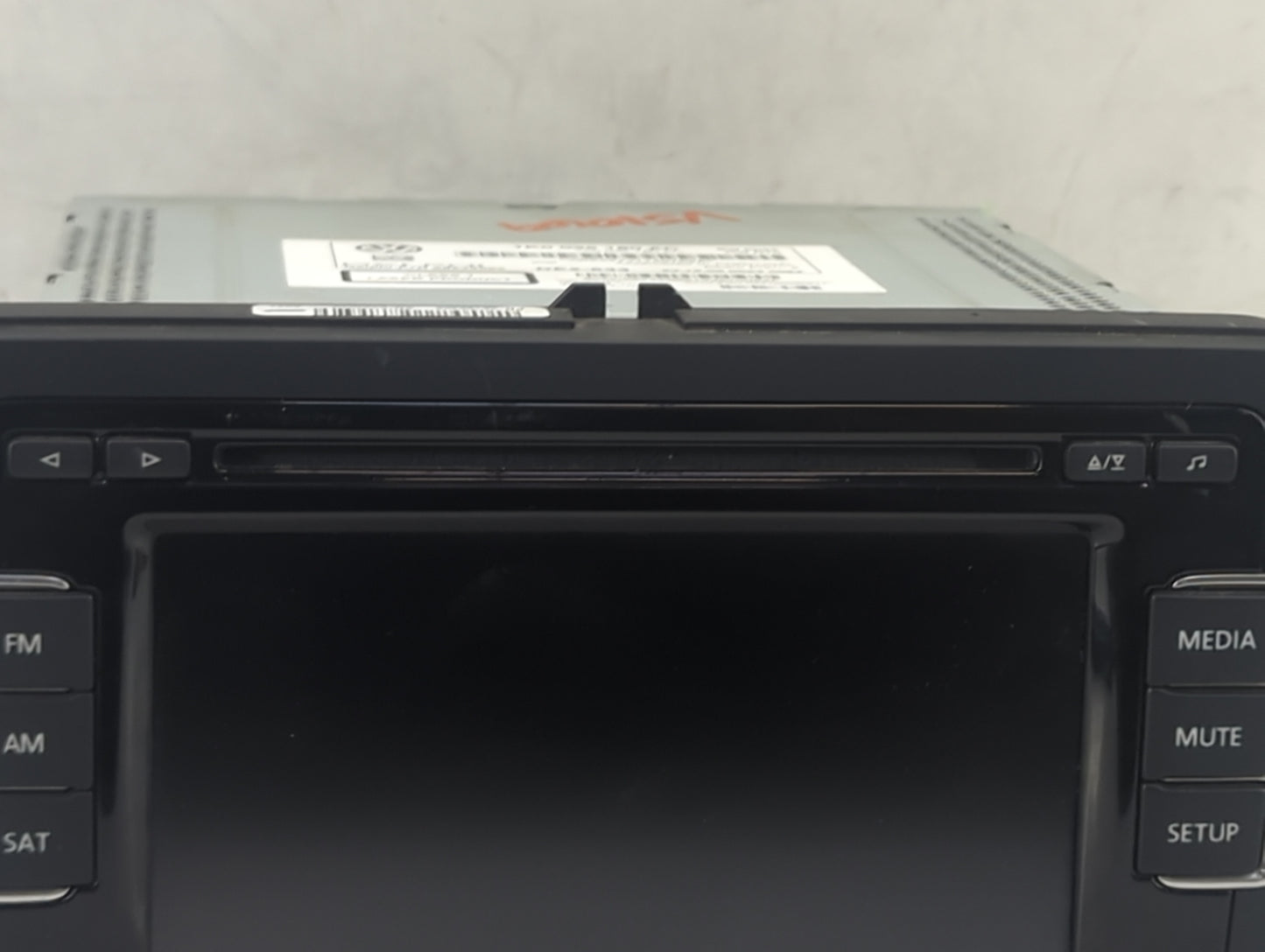 2010 Volkswagen Golf Gti Radio AM FM Cd Player Receiver Replacement P/N:1K0035180AC 28242585 Fits OEM Used Auto Parts - Oemu