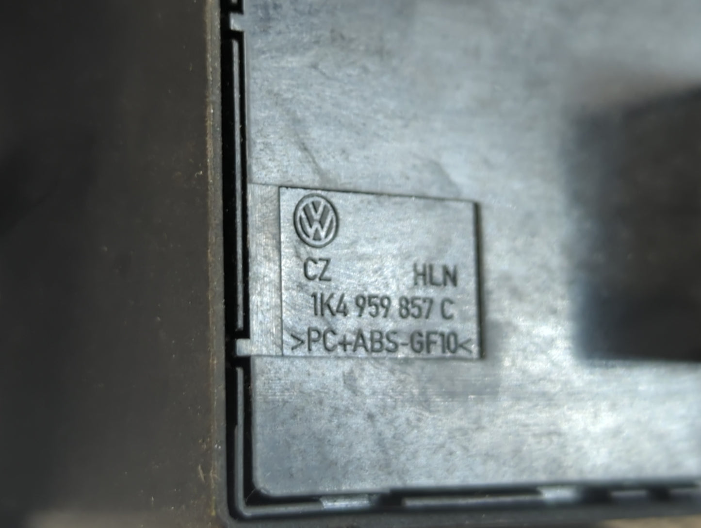 2000-2011 Volkswagen Jetta Master Power Window Switch Replacement Driver Side Left P/N:1K4 959 857 C Fits OEM Used Auto Part