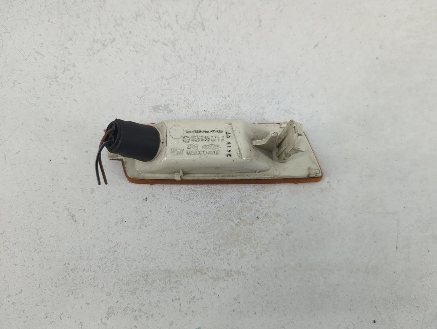 2005-2010 Volkswagen Jetta Driver Left Oem Front Light Lamp - Oemusedautoparts1.com