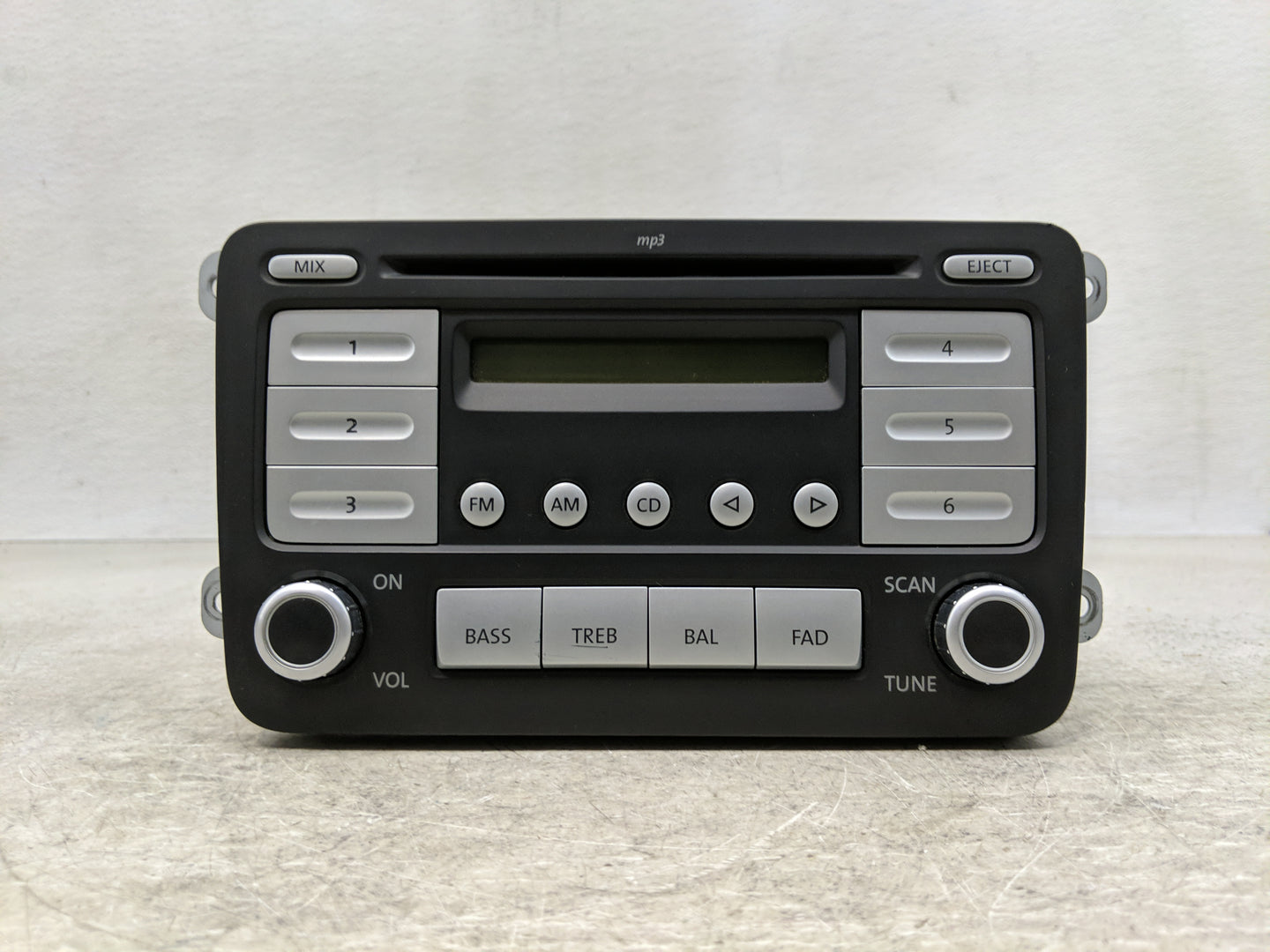 2010 Volkswagen Jetta Radio AM FM Cd Player Receiver Replacement P/N:1K0 035 161 D Fits OEM Used Auto Parts - Oemusedautopar