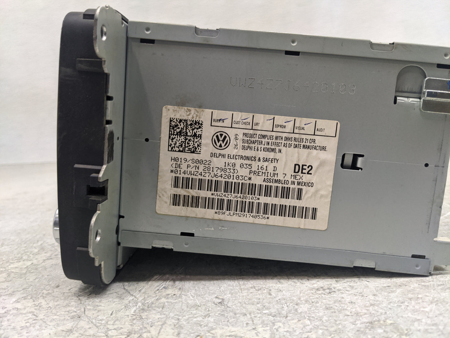 2005-2010 Volkswagen Jetta Radio AM FM Cd Player Receiver Replacement P/N:28179833 1K0 035 161 D Fits OEM Used Auto Parts - 