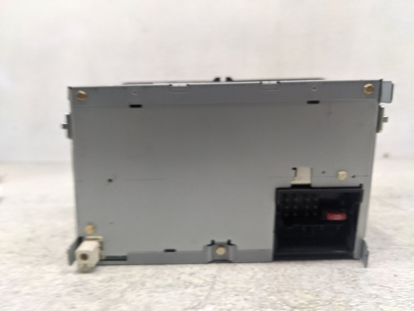 2005-2010 Volkswagen Jetta Radio AM FM Cd Player Receiver Replacement P/N:28179833 1K0 035 161 D Fits OEM Used Auto Parts - 