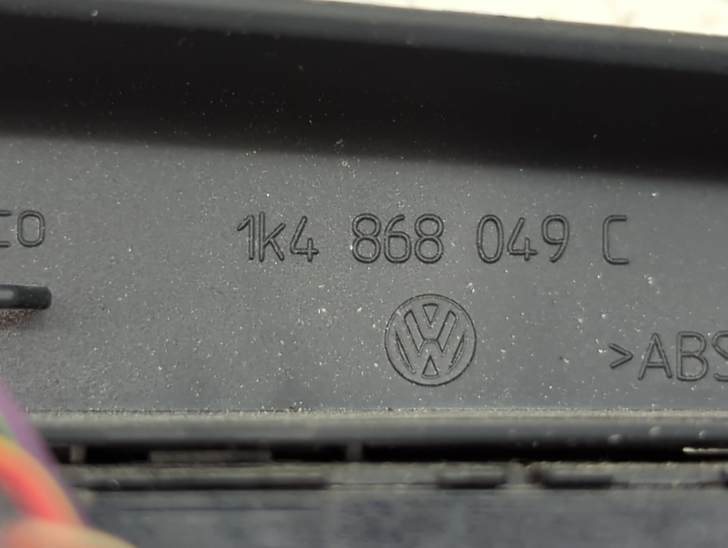 2000-2011 Volkswagen Jetta Master Power Window Switch Replacement Driver Side Left P/N:1K4868049C Fits OEM Used Auto Parts -