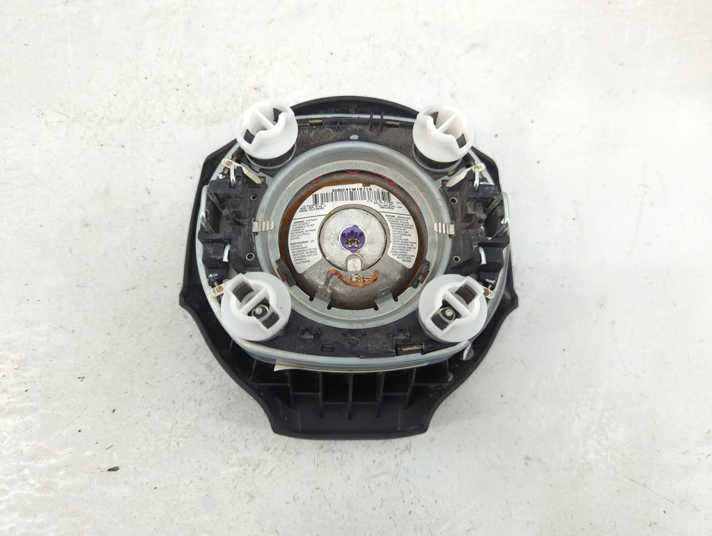 2010-2014 Volkswagen Jetta Air Bag Driver Left Steering Wheel Mounted Fits Fits 2010 2011 2012 2013 2014 OEM Used Auto Parts