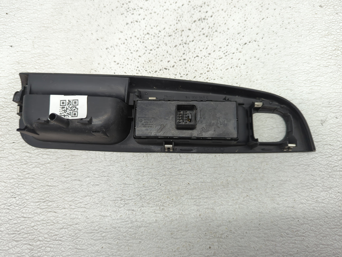 2005-2018 Volkswagen Jetta Master Power Window Switch Replacement Driver Side Left P/N:1K4 868 049 C Fits OEM Used Auto Part