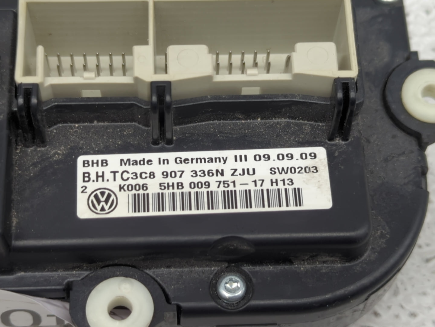 2010-2011 Volkswagen Jetta Climate Control Module Temperature AC/Heater Replacement P/N:3C8907336NZJU Fits Fits 2010 2011 OE