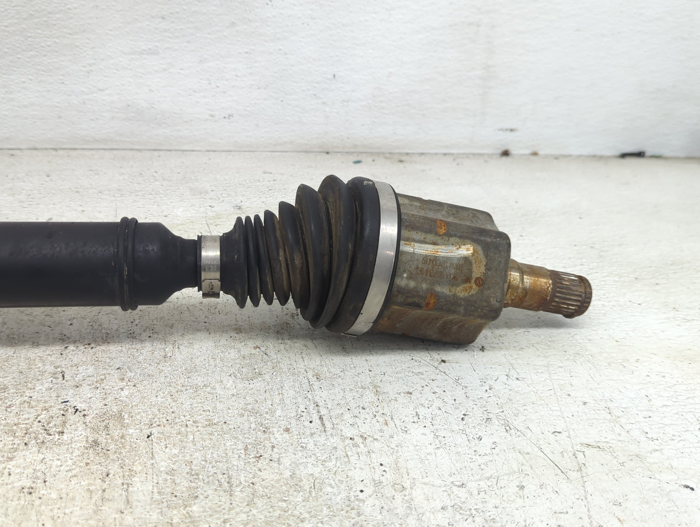 2005-2018 Volkswagen Jetta Axle Shaft Front Passenger Cv C/v - Oemusedautoparts1.com