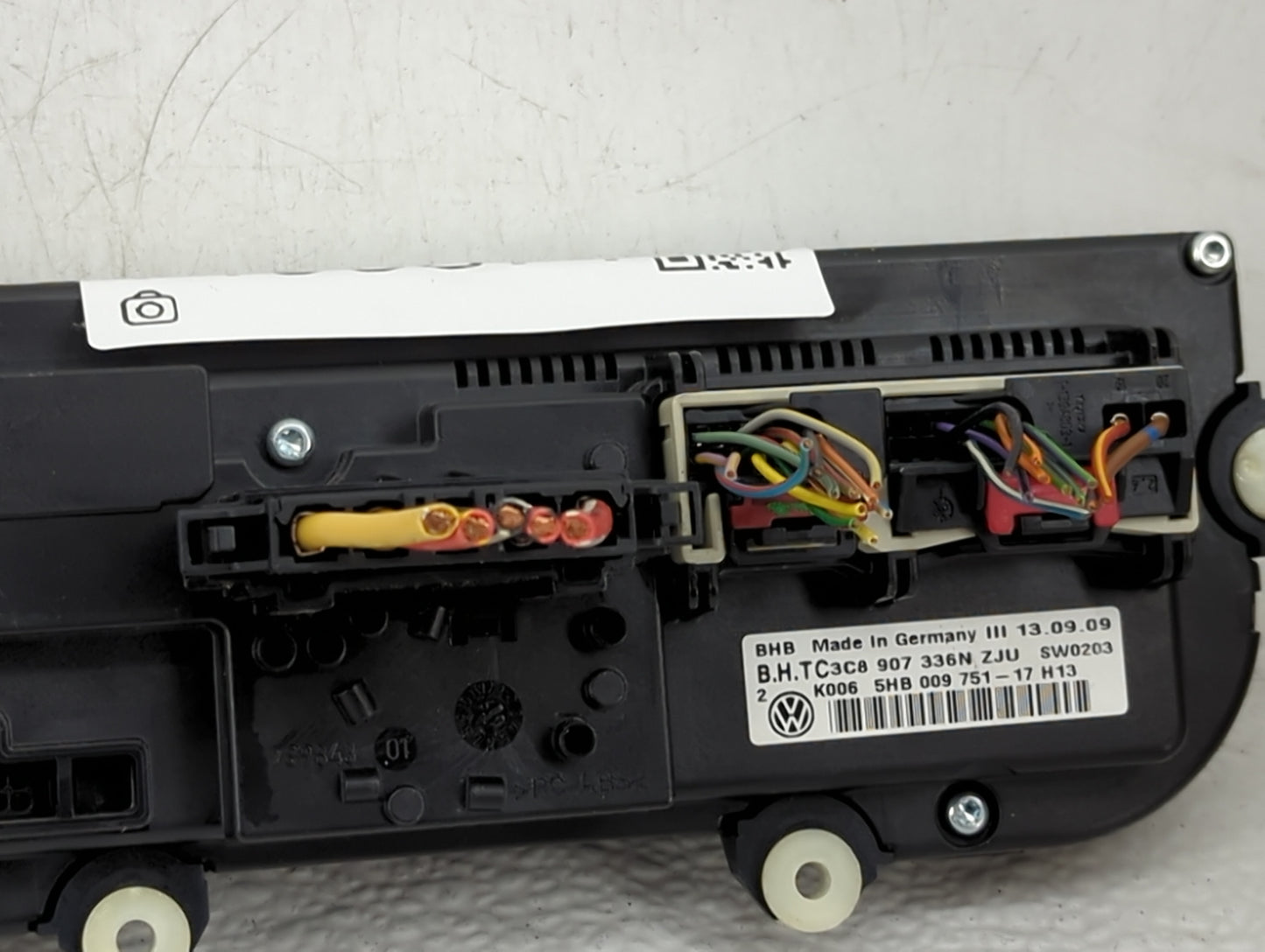 2010-2011 Volkswagen Jetta Climate Control Module Temperature AC/Heater Replacement P/N:3C8907336N 5HB009751-17 Fits OEM Use