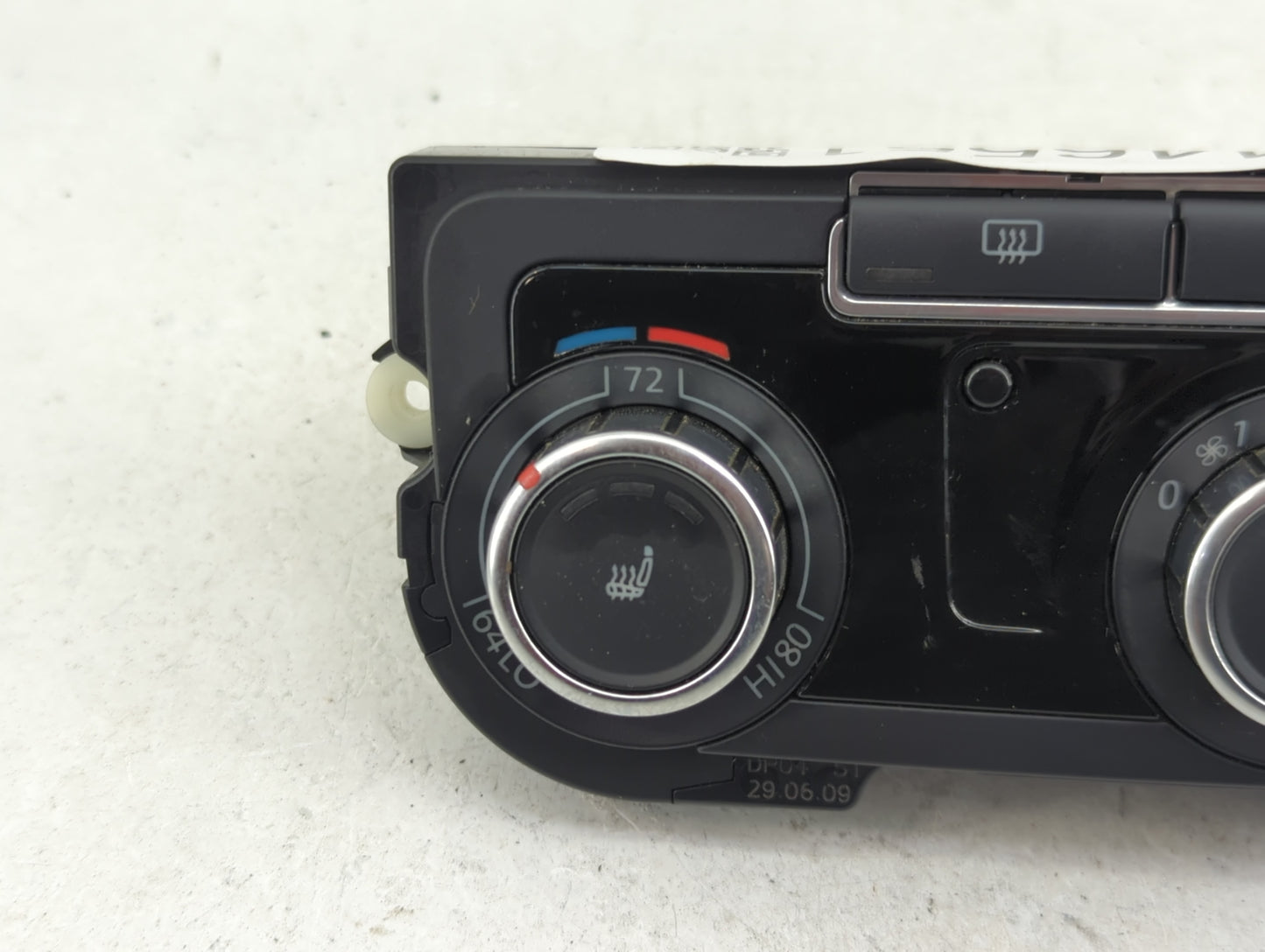 2010-2011 Volkswagen Jetta Climate Control Module Temperature AC/Heater Replacement P/N:3C8907336N 5HB009751-17 Fits OEM Use