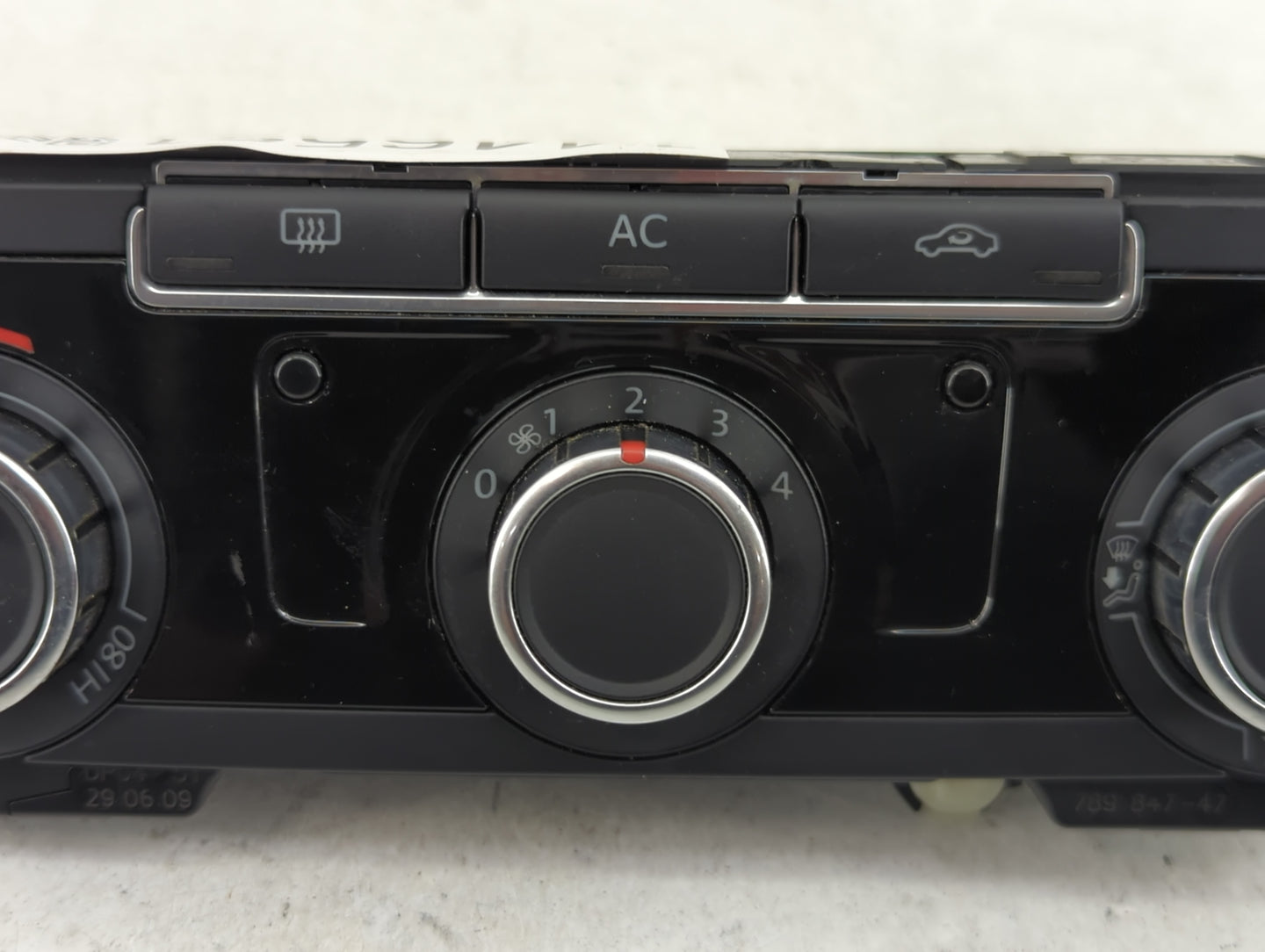 2010-2011 Volkswagen Jetta Climate Control Module Temperature AC/Heater Replacement P/N:3C8907336N 5HB009751-17 Fits OEM Use