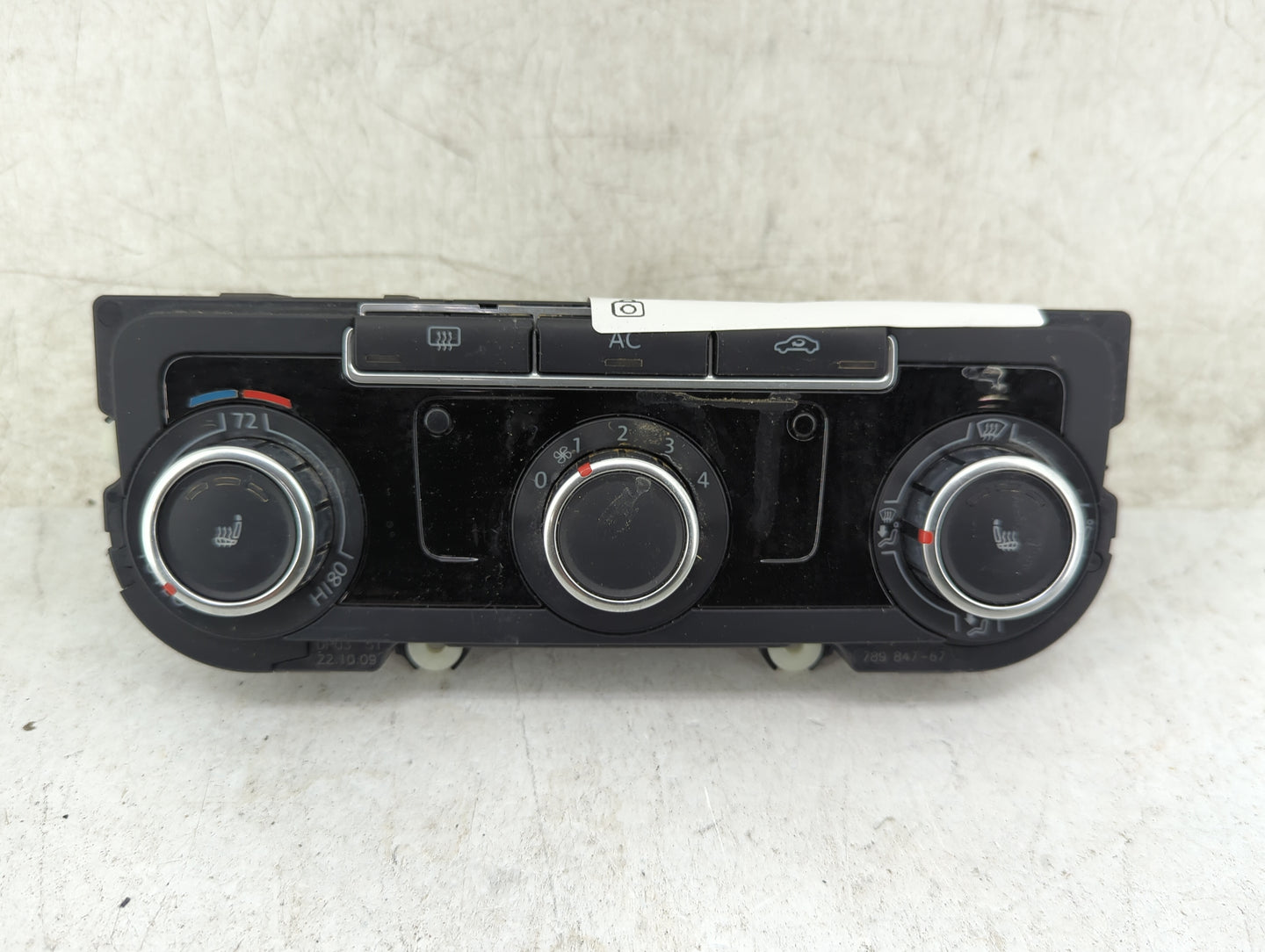 2010-2011 Volkswagen Jetta Climate Control Module Temperature AC/Heater Replacement P/N:3C8907336AJ 5HB00975127 Fits OEM Use