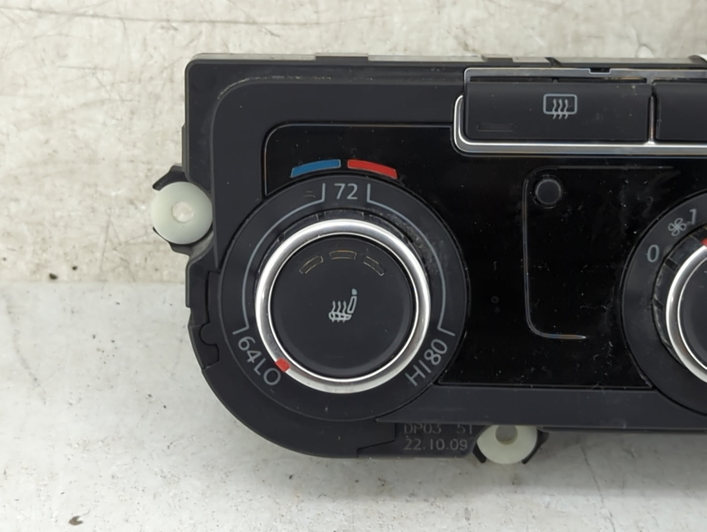 2010-2011 Volkswagen Jetta Climate Control Module Temperature AC/Heater Replacement P/N:3C8907336AJ 5HB00975127 Fits OEM Use