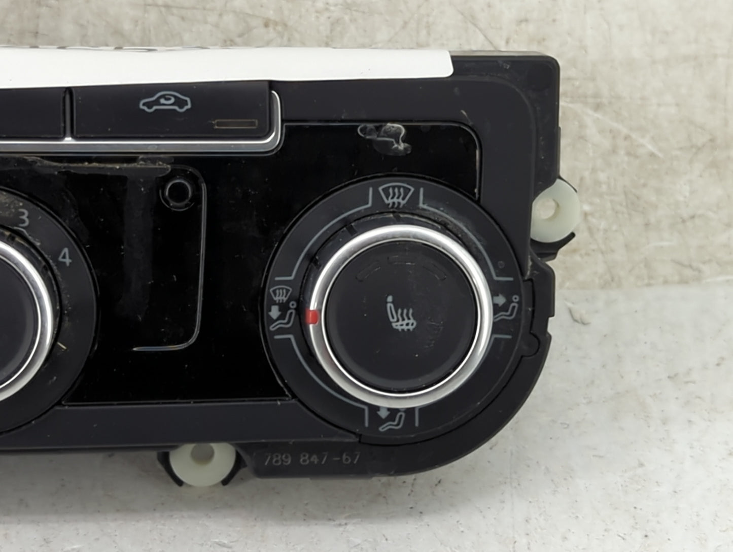 2010-2011 Volkswagen Jetta Climate Control Module Temperature AC/Heater Replacement P/N:3C8907336AJ 5HB00975127 Fits OEM Use