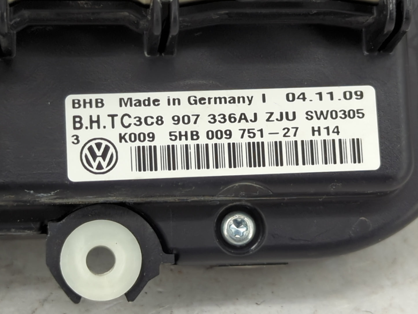 2010-2011 Volkswagen Jetta Climate Control Module Temperature AC/Heater Replacement P/N:3C8907336AJ 5HB00975127 Fits OEM Use