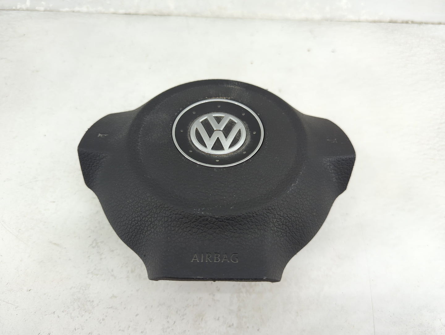 2010-2014 Volkswagen Jetta Air Bag Driver Left Steering Wheel Mounted 1466100 - Oemusedautoparts1.com