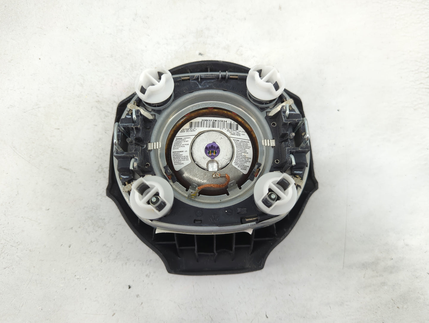 2010-2014 Volkswagen Jetta Air Bag Driver Left Steering Wheel Mounted 1466100 - Oemusedautoparts1.com