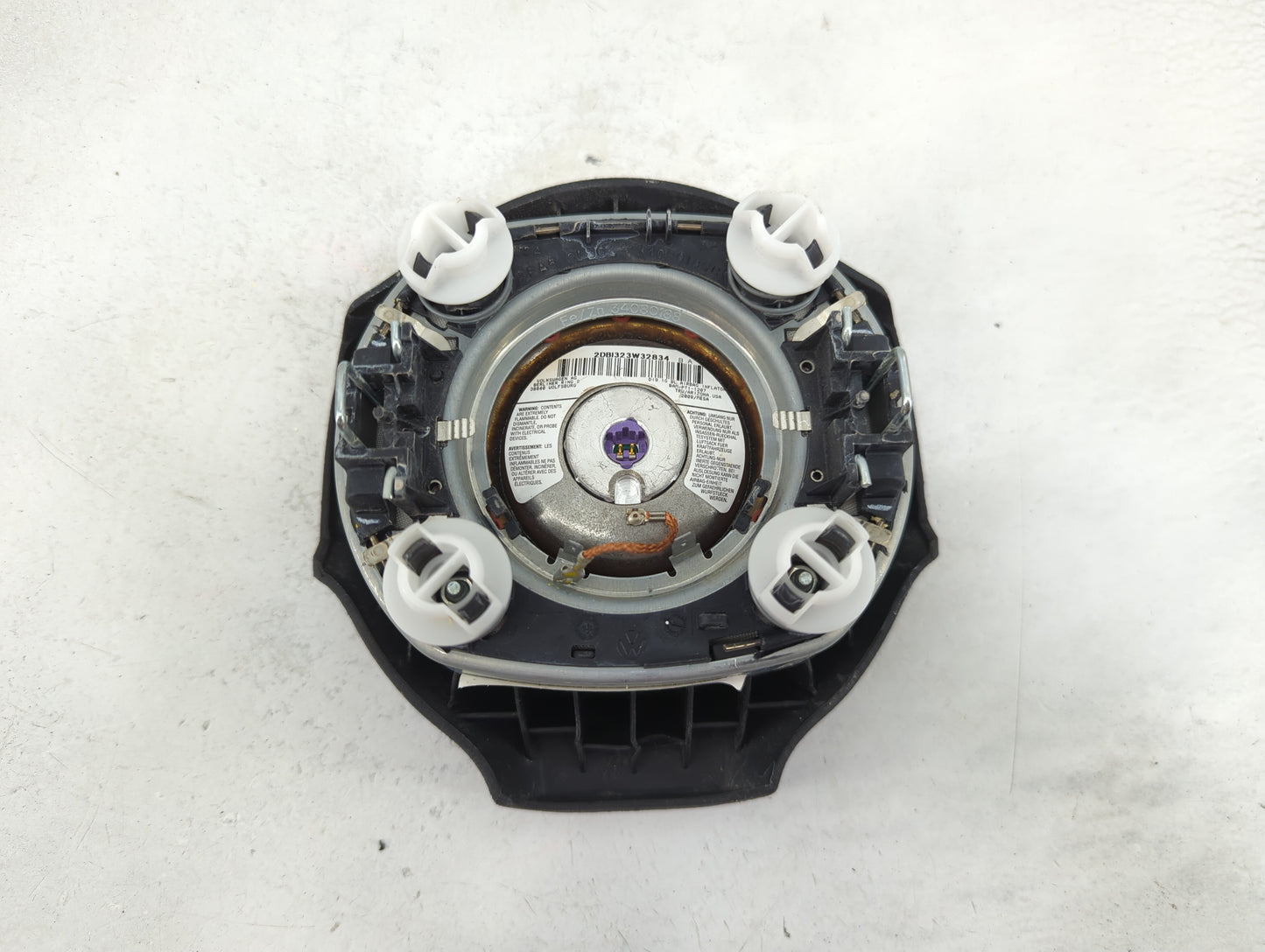 2010-2014 Volkswagen Jetta Air Bag Driver Left Steering Wheel Mounted 1466100 - Oemusedautoparts1.com