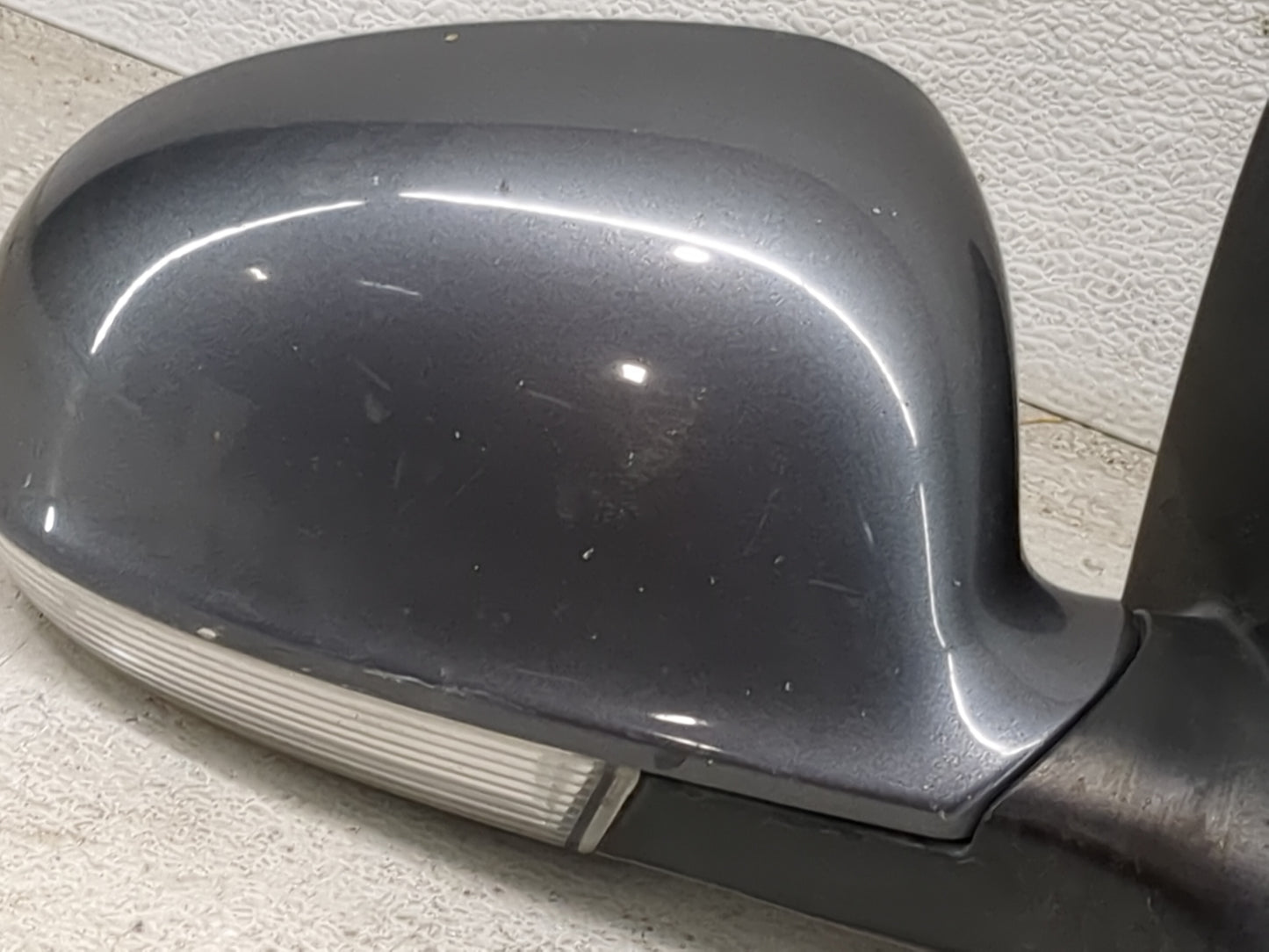 2010 Volkswagen Jetta Passenger Side View Mirror - Right Door Mirror OEM Used - Oemusedautoparts1.com